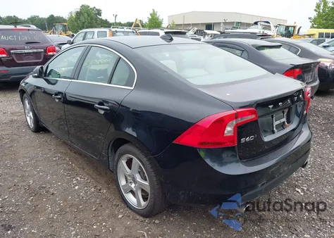 2013 Volvo S60 T5 из США, поврежденный, VIN YV1612FS3D2232267